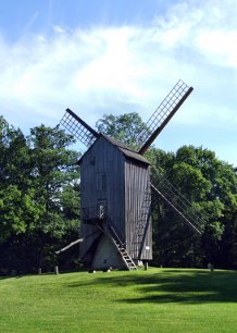 skanzen – estonský větrný mlýn